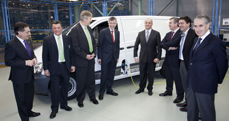 Mercedes-Benz España entrega su primera Vito E-Cell producida en Vitoria