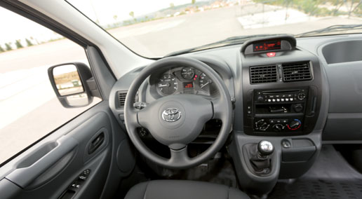 Interior del Toyota proace Active